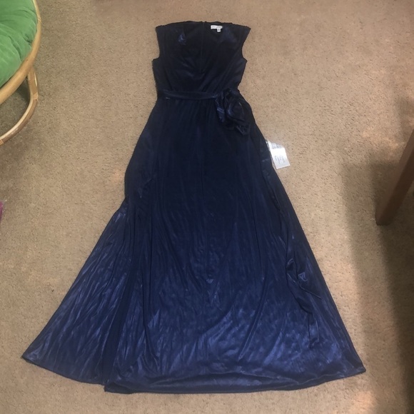 Dress The Population Krista Plunging V-Neck Side Slit Gown Dress Navy Blue M - Picture 3 of 10